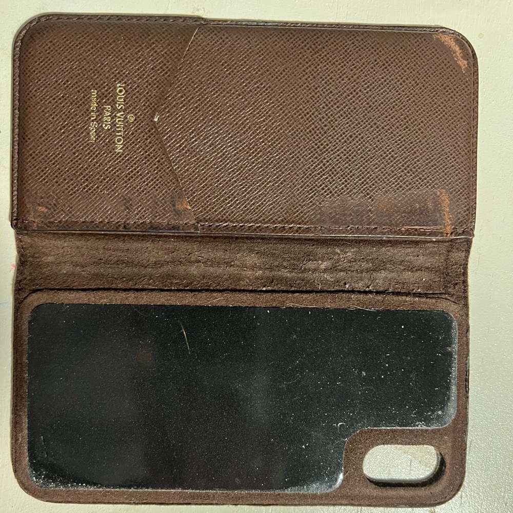 Louis Vuitton iPhone X/XS Folio - Picture 5 of 9